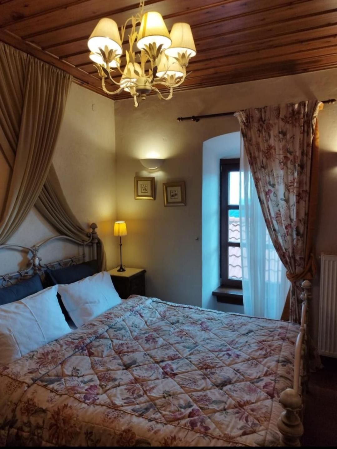Lousiou Nymphes Escape Suites 蒂米萨那 外观 照片
